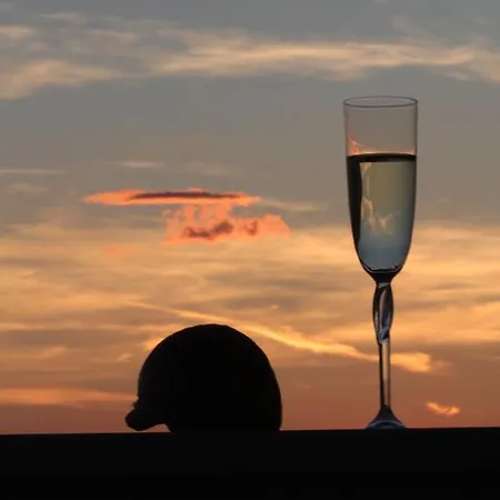 Bili Dvori * Rogoznica