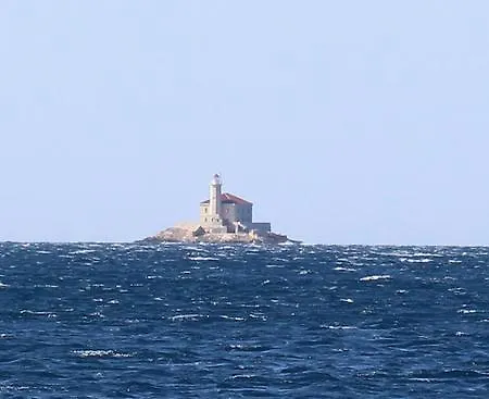 Bili Dvori Apartman Rogoznica