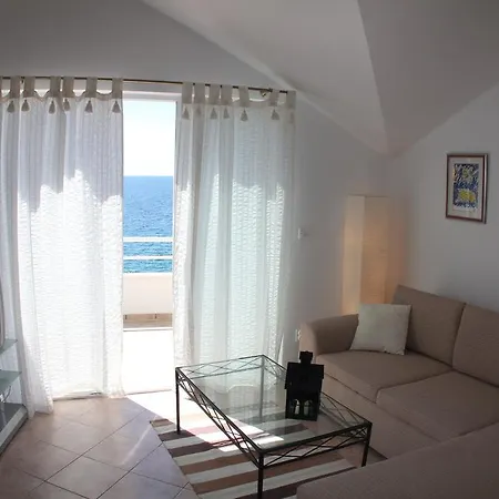 Bili Dvori Apartman *