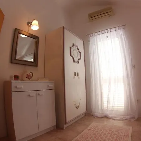 Apartman Bili Dvori *