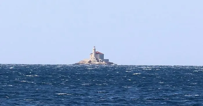 Bili Dvori Daire Rogoznica (Sibenik-Knin)